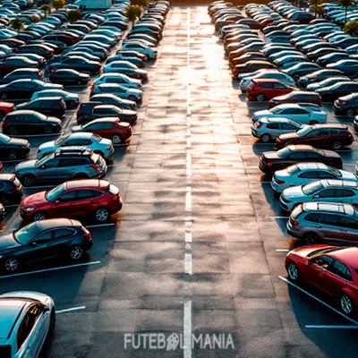 rent or buy a car