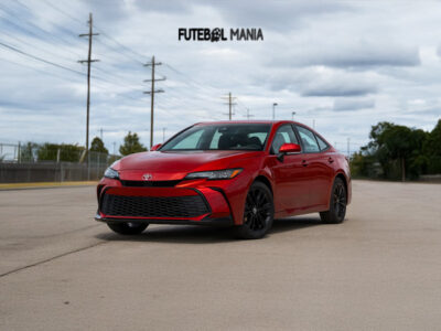 Toyota Camry price breakdown with expert analysis to help buyers save more and choose the smartest trim in 2025
