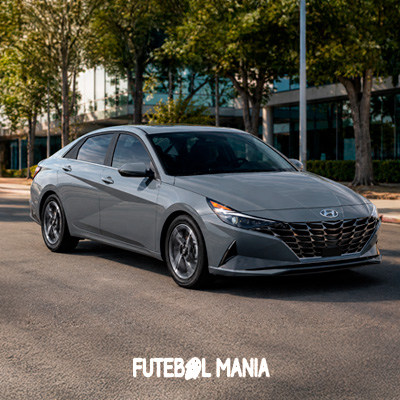 Compare the Hyundai Elantra available
